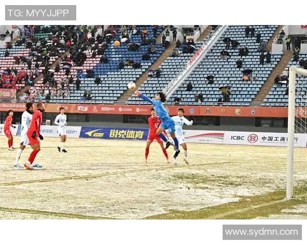 有个足球明星叫什么他在赛场上的表现让人惊叹不已你知道他是谁吗